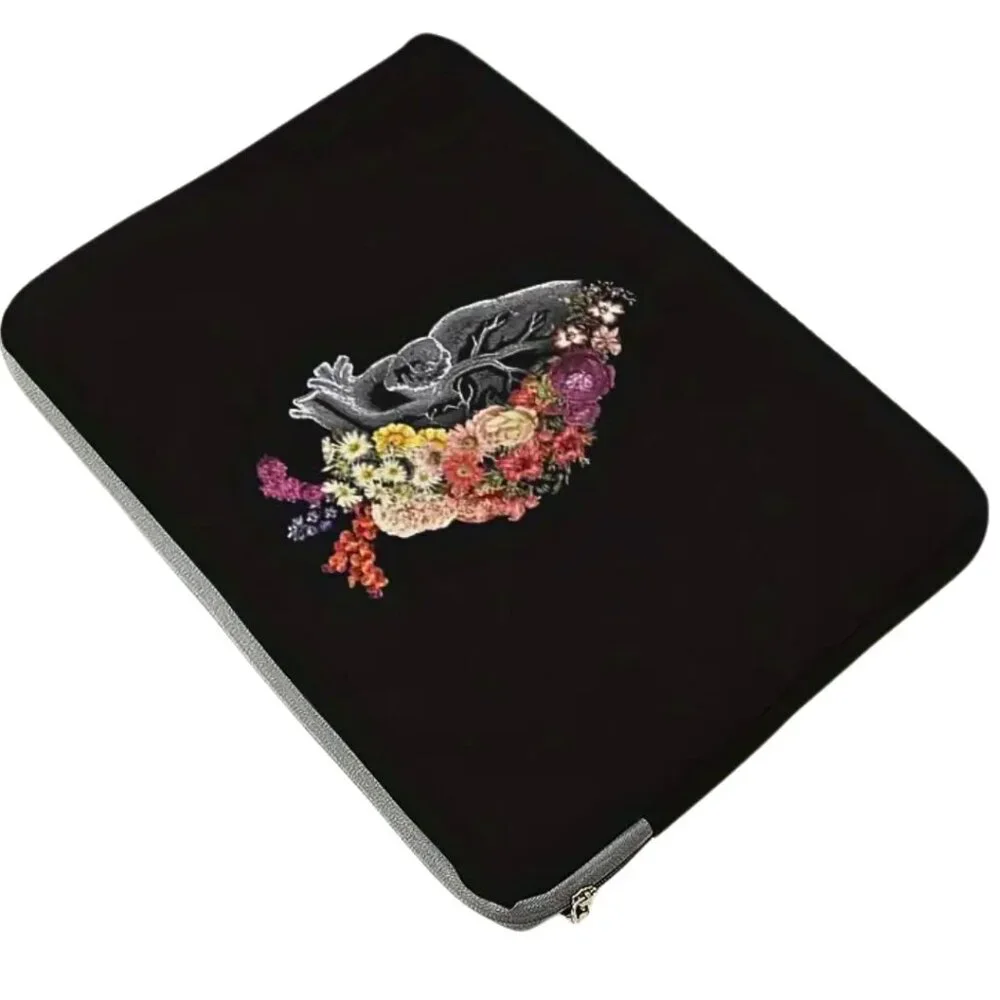 Anatomical Floral Heart Padded Water Resistant 15